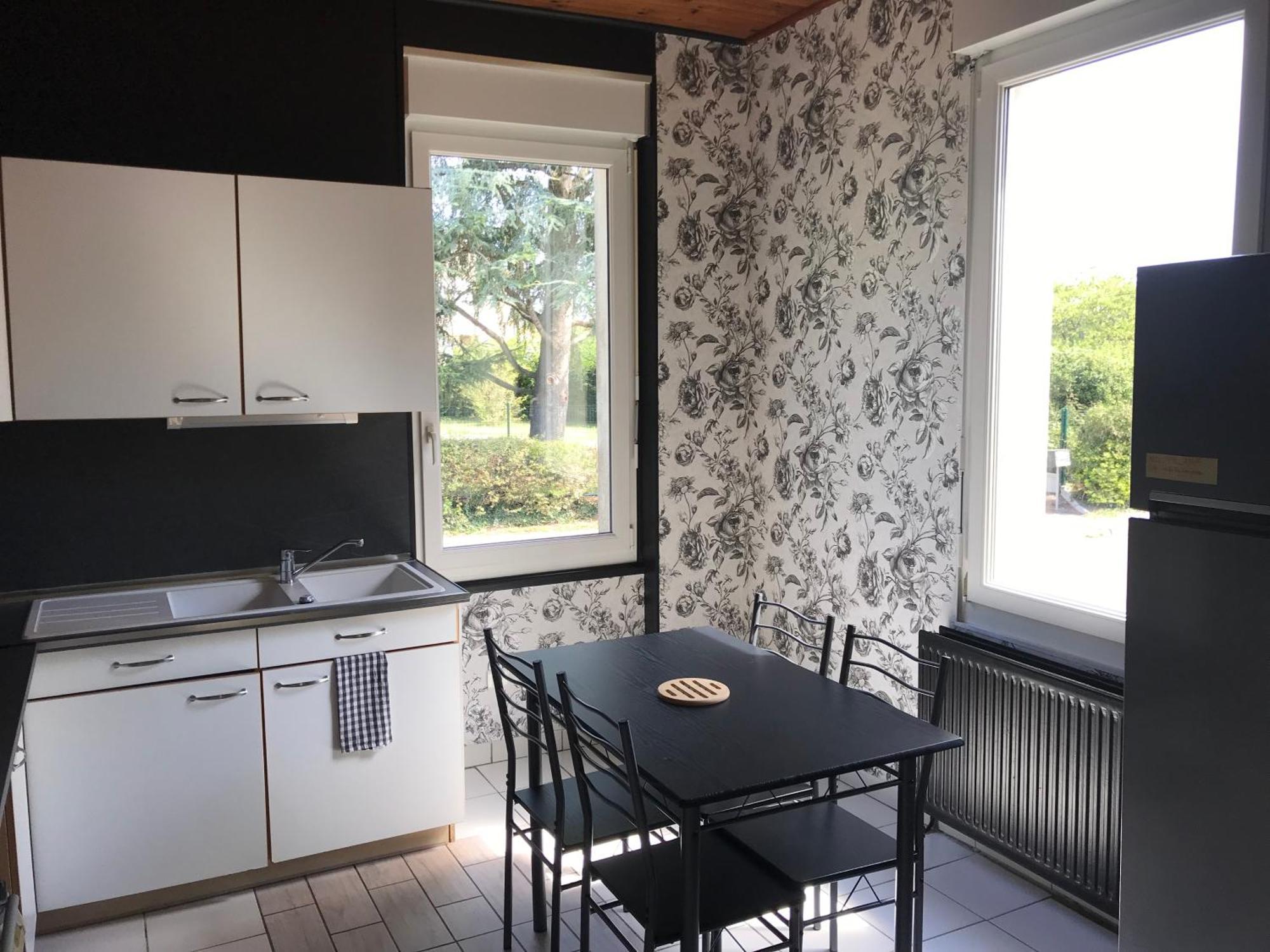 Maison 3 Chambres - Chez Florence Yzeure Экстерьер фото